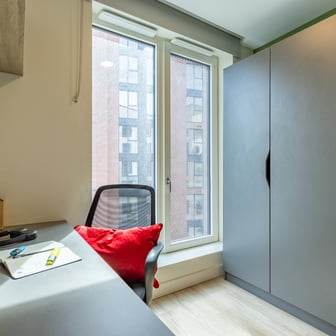 Premium En Suite - Image 1